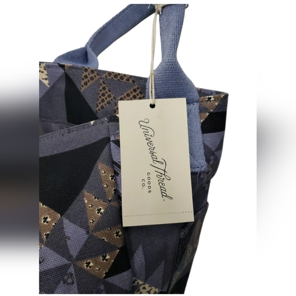Universal Thread Women's Tote Bag - Picture 3 of 8
